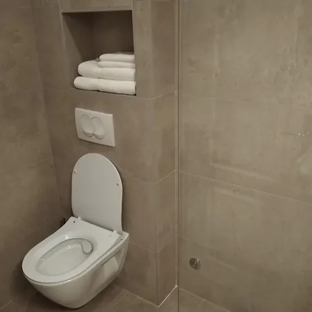 Bela * Banja Koviljača